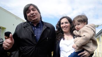 voto maximo kirchner: los que tienen que cambiar son los que no aceptan los resultados voto maximo kirchner: los que tienen que cambiar son los que no aceptan los resultados