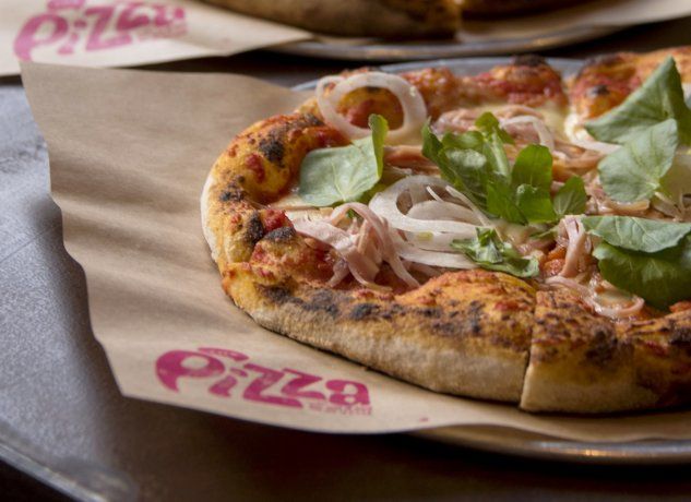 Pizza al estilo Napolitano en The Pizza OTL