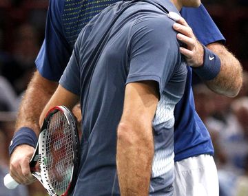 Federer derrotó a Del Potro y llegó a las semifinales de París