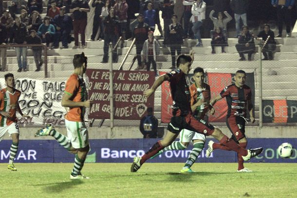 Patronato le ganó a Banfield en Paraná y consolidó su buen momento