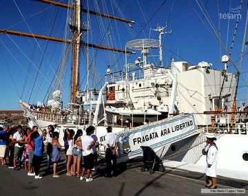 Fragatamanía: más de 30.000 visitantes este fin de semana