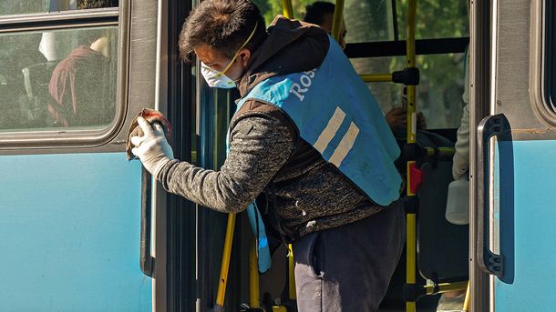 UTA sostiene el paro de colectivos en las provincias y amenaza con extenderlo