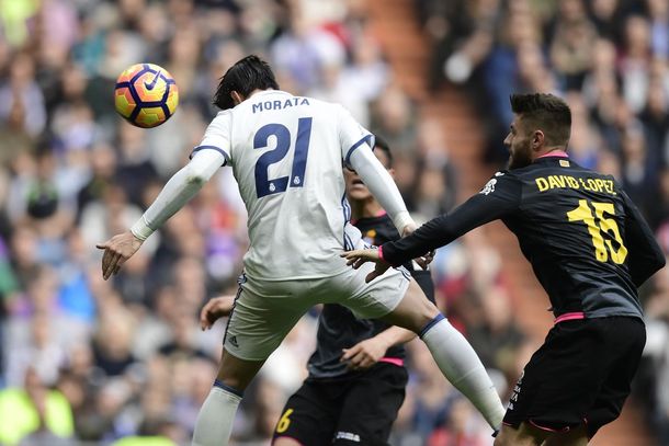 El gran cabezazo de Morata ante el Espanyol