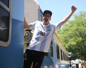 Emotivo recibimiento al tren de pasajeros en Mendoza tras 30 años