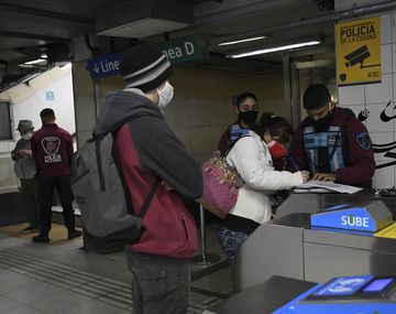 Buscan que los trabajadores de la salud viajen gratis en el transporte público
