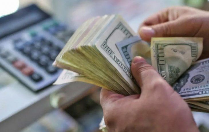 Aflojan el cepo para un grupo de trabajadores: a quiénes alcanza la medida