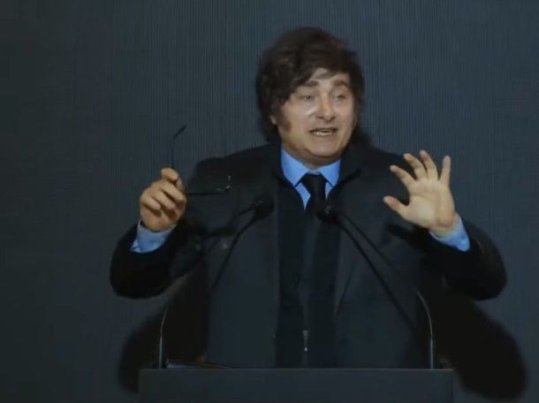 La canchereada de Javier Milei tras los incidentes en Lomas de Zamora: Conservo los reflejos