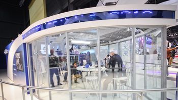 el ford live studio esta presente en el 7° salon del automovil 2015 el ford live studio esta presente en el 7° salon del automovil 2015