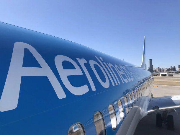 Aerolíneas Argentinas hará seis vuelos para el Mundial