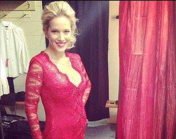 Luisana deslumbró con un escotadísimo vestido