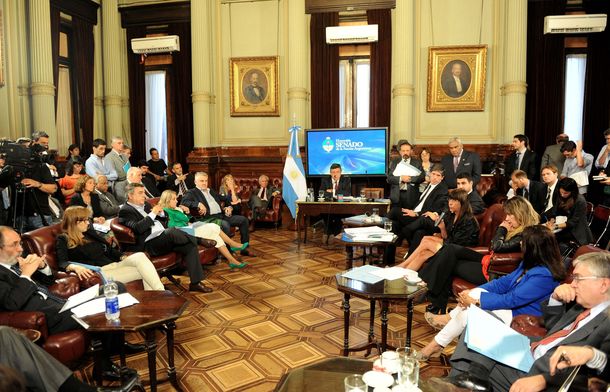 El oficialismo no alcanzó acuerdo con el FpV para designar autoridades de la Bicameral