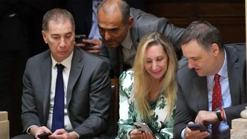 villarruel y karina milei volvieron a cruzarse por un palco en el senado: que paso villarruel y karina milei volvieron a cruzarse por un palco en el senado: que paso