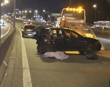 Una camioneta chocó a un Uber en la Panamericana y mató a su pasajera