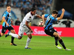 La noche histórica de Lanús ante Gremio en Brasil La noche histórica de Lanús ante Gremio en Brasil