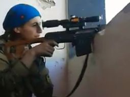 Así reacciona la francotiradora Así reacciona la francotiradora