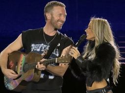 chris martin y tini deslumbraron al publico de tecnopolis en un show inolvidable chris martin y tini deslumbraron al publico de tecnopolis en un show inolvidable