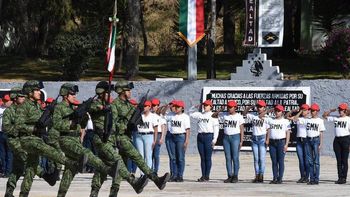 En 1940 se promulga la Ley del Servicio Militar Obligatorio. En 1940 se promulga la Ley del Servicio Militar Obligatorio.