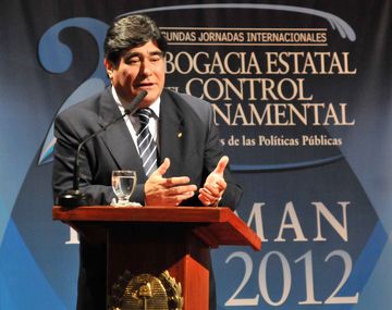 Zannini: Se escribe para tapar lo que hace el Gobierno