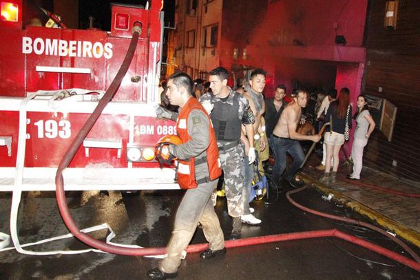 Tragedia en Brasil: uno de los músicos detenidos negó ser responsable