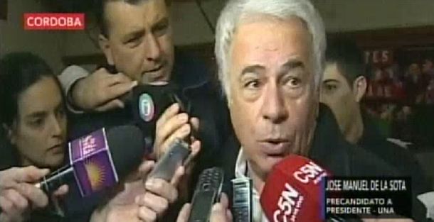 De la Sota votó con cuestionamientos al sistema electoral