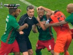 La brutal pelea en la final de la Copa de Rusia La brutal pelea en la final de la Copa de Rusia