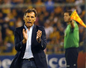 Rosario Central necesita un triunfo para darle aire a Russo