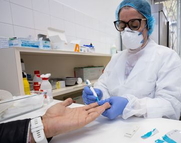 Harán testeos rápidos para analizar la circulación y detectar casos asintomáticos