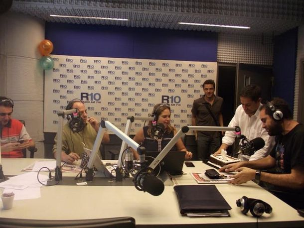 Radio 10 cumplió 18 años: así fue el festejo de los conductores