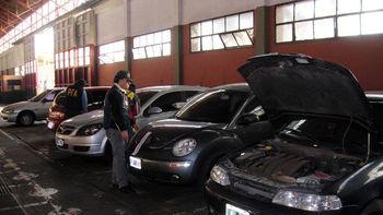 Detenidos auto Detenidos auto