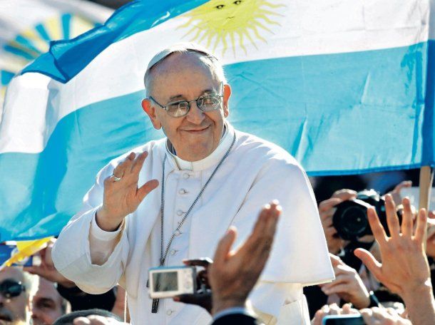 La salud del papa Francisco: el Vaticano confirmó su mejoría