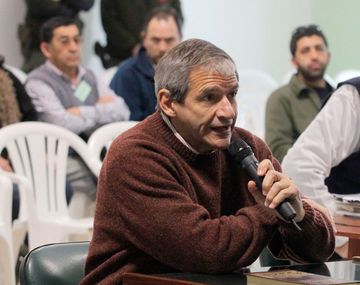 El pasado combativo del periodista amenazado en Radio Nacional