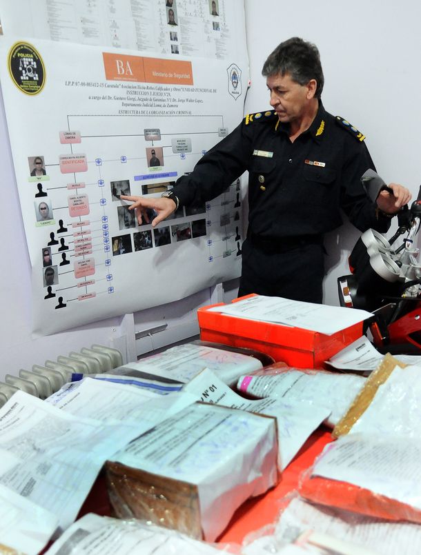 Banda de remiseros sacaba información a pasajeros para luego asaltarlos