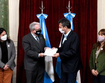 Sergio Massa y el rector de la UBA, Alberto Barbieri