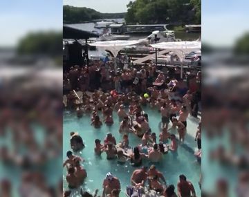 Indignante: la multitudinaria fiesta en una pileta en Estados Unidos en plena pandemia de coronavirus