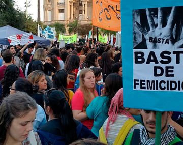 Hubo 26 femicidios y 36 intentos durante el primer mes de 2021