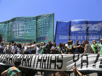 El Gobierno cerró un aumento bimestral del 3% para estatales: el rechazo de ATE