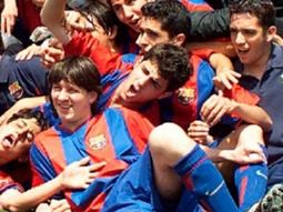 Se retiró por un motivo inesperado: jugó en la misma cancha de Messi y tenía un futuro prometedor Se retiró por un motivo inesperado: jugó en la misma cancha de Messi y tenía un futuro prometedor