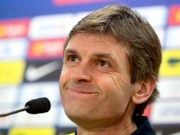 tito vilanova recibio el alta medica y abandono la clinica tito vilanova recibio el alta medica y abandono la clinica
