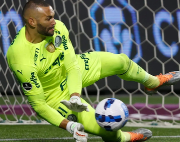El arquero de Palmeiras calienta la previa ante Boca: Voy a...