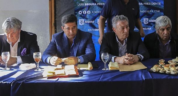 Hubo acuerdo en AFA: el martes 28 se aprobaría la Super Liga