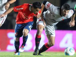 el rojo se despidio de primera con un empate ante colon el rojo se despidio de primera con un empate ante colon