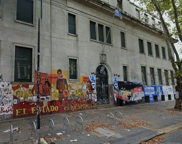 Grave amenaza obliga a cerrar las puertas de la Facultad de Artes de la UNLP: Voy a fusilarlos a todos