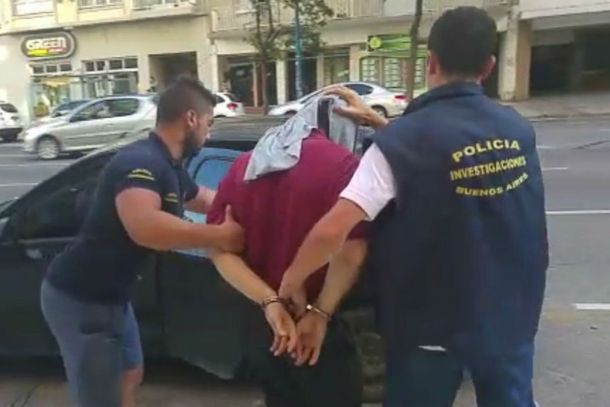 Así detuvieron al hombre en su lugar de trabajo