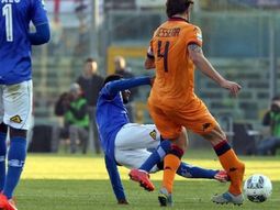 Escalofriante: un jugador fracturó a otro en la B del fútbol italiano