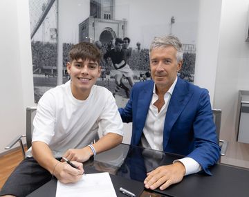 Benjamín Domínguez fue presentado en Bologna de Italia