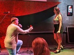 Una propuesta de casamiento que fue rechazada y se volvió viral. Una propuesta de casamiento que fue rechazada y se volvió viral.