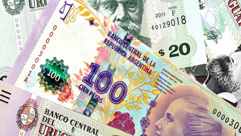 Aquellos que viajen desde Uruguay hacia Argentina deberán optar entre varios tipos de dólar. Aquellos que viajen desde Uruguay hacia Argentina deberán optar entre varios tipos de dólar.
