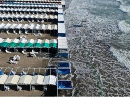 fuerte sudestada golpeo a mar del plata y la costa, y provoco una crecida inusual fuerte sudestada golpeo a mar del plata y la costa, y provoco una crecida inusual