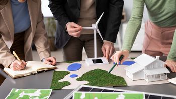 El gobierno lanzó la 4° edición del Premio Nacional de Ambiente Uruguay Sostenible con postulaciones abiertas hasta el 21 de abril. El gobierno lanzó la 4° edición del Premio Nacional de Ambiente Uruguay Sostenible con postulaciones abiertas hasta el 21 de abril.