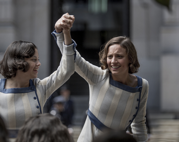 La caótica película española sobre gangsters y anarquistas que está teniendo éxito en la plataforma